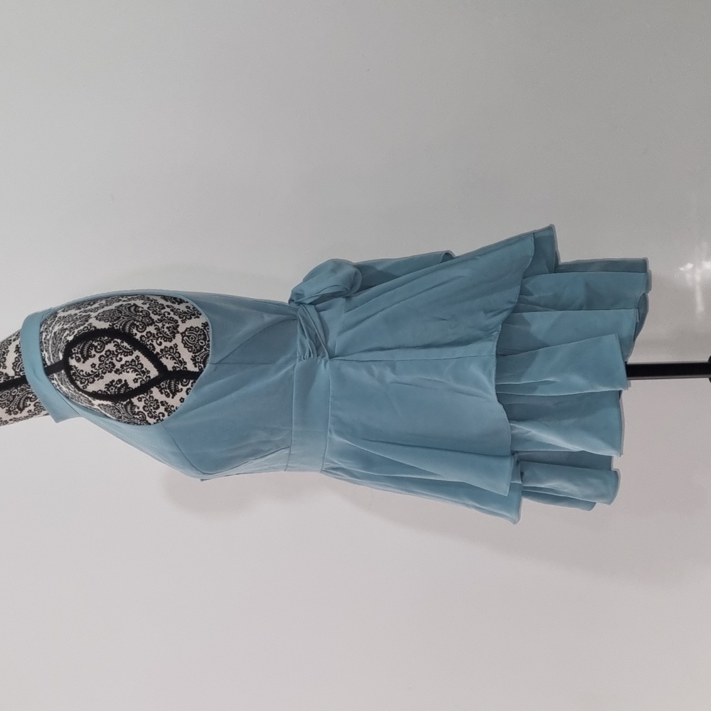 Ajoy, teal playsuit, layered ruffles, tie waist, high neck, back zip, size 12 - Picture 5 of 10